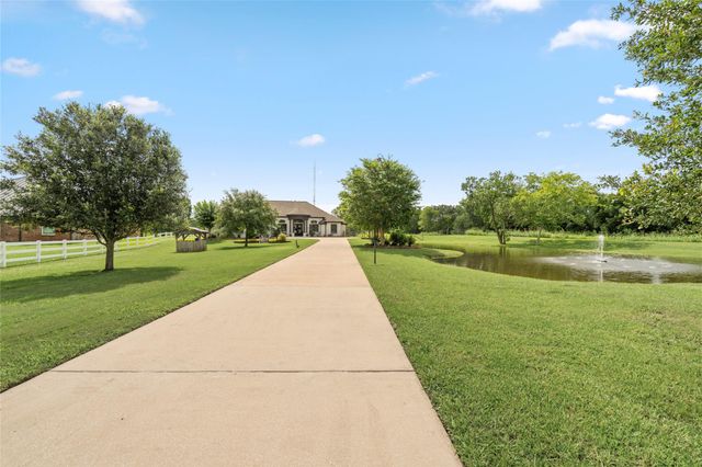 3023 Mandale Road, Friendswood, TX 77546