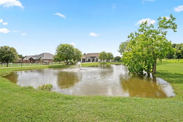 3023 Mandale Road, Friendswood, TX 77546