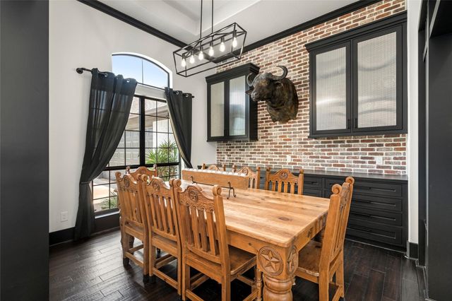 3023 Mandale Road, Friendswood, TX 77546
