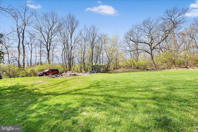 285 MOUNTVILLE DR, Lebanon, PA 17046