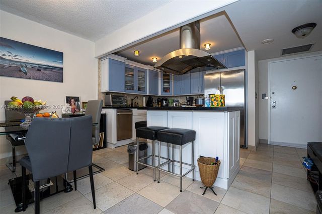 500 Three Islands Blvd 1007, Hallandale Beach, FL 33009