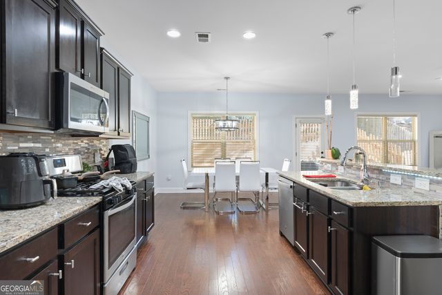 2040 HARVEST RIDGE Circle NE, Buford, GA 30519