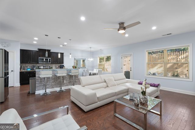 2040 HARVEST RIDGE Circle NE, Buford, GA 30519