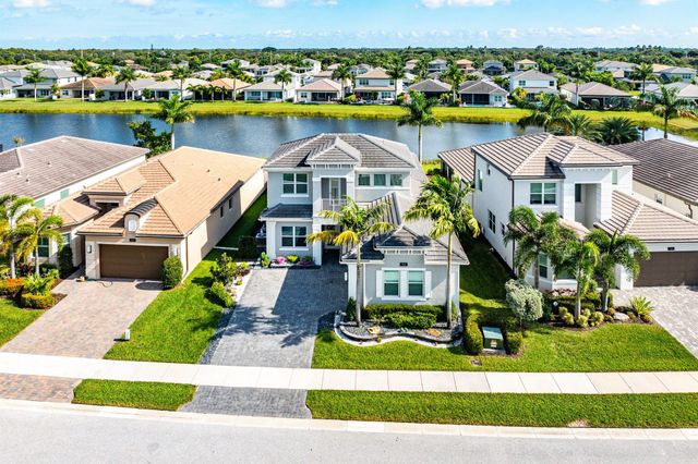 7753 Wildflower Shores Drive, Delray Beach, FL 33446