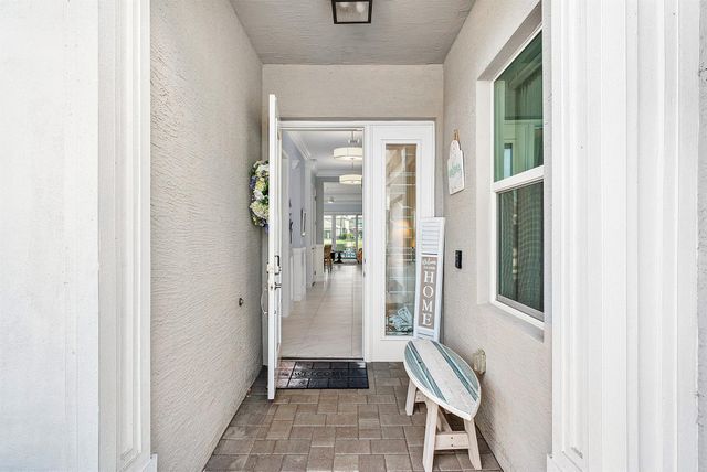 7753 Wildflower Shores Drive, Delray Beach, FL 33446