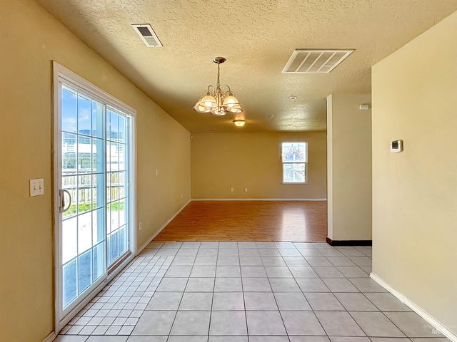 118 Parkland Way, Caldwell, ID 83605