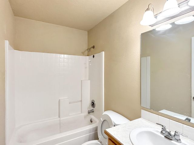 118 Parkland Way, Caldwell, ID 83605