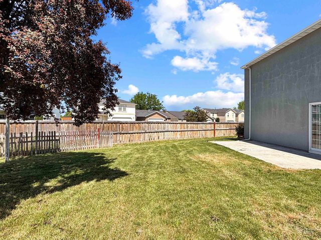 118 Parkland Way, Caldwell, ID 83605