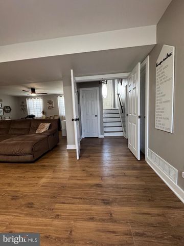 3161 BOGLE RD, Bensalem, PA 19020