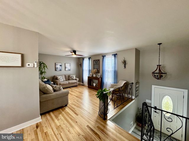 3161 BOGLE RD, Bensalem, PA 19020