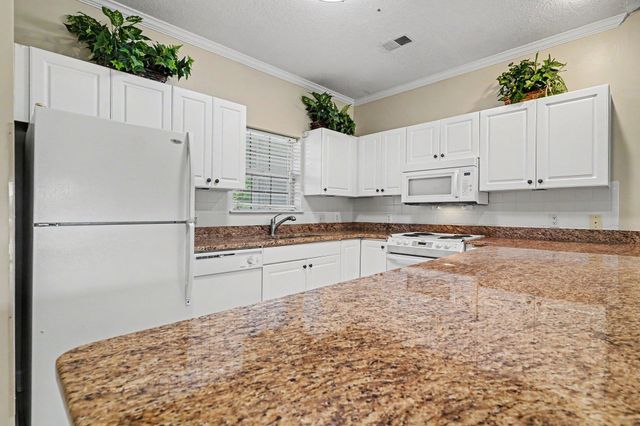 4815 Orchid Way Apt 302, Myrtle Beach, SC 29577