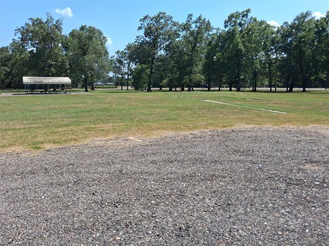 915 Meridian, Livingston, TX 77351