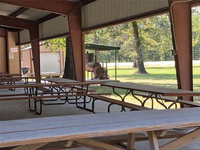 915 Meridian, Livingston, TX 77351