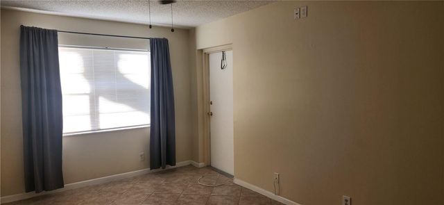 4143 NW 90th Avenue 105, Coral Springs, FL 33065