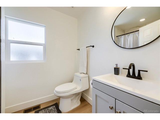2235 Eaton St, Edgewater, CO 80214