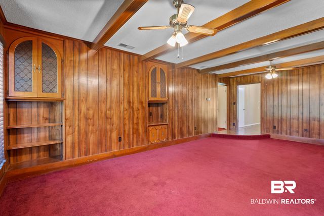 504 N Vaughn Dr, Satsuma, AL 36572