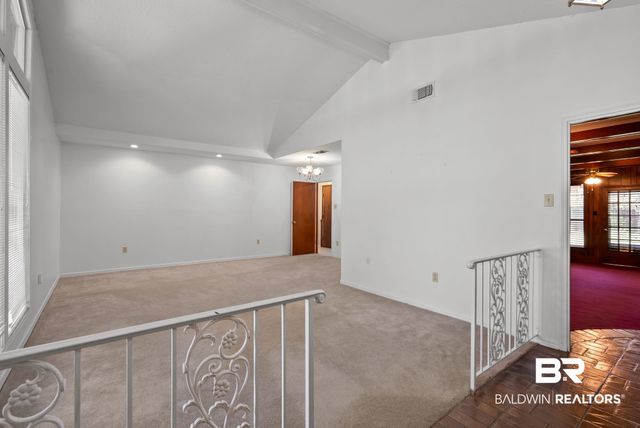 504 N Vaughn Dr, Satsuma, AL 36572