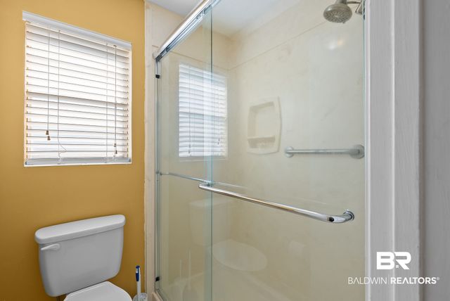 504 N Vaughn Dr, Satsuma, AL 36572