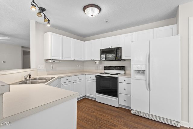 2219 Delaney Drive # 214, Burlington, NC 27215