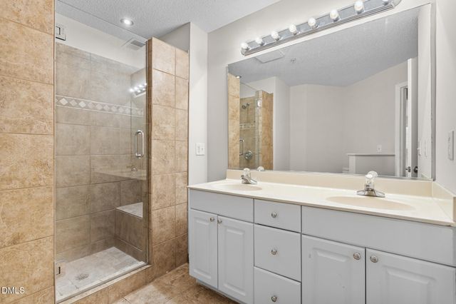 2219 Delaney Drive # 214, Burlington, NC 27215