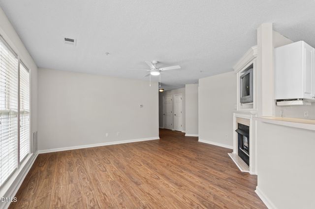 2219 Delaney Drive # 214, Burlington, NC 27215