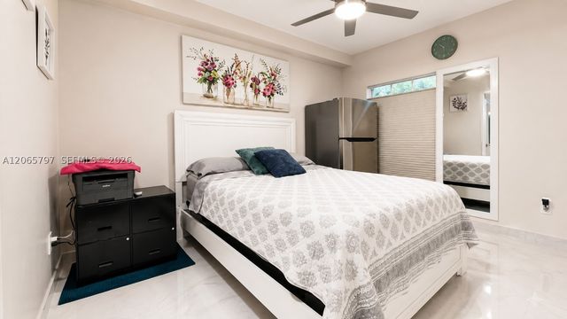 10294 S Fox Trail Rd S 704, Royal Palm Beach, FL 33411