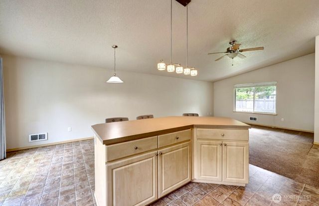 2107 Willow Road, Seaview, WA 98644