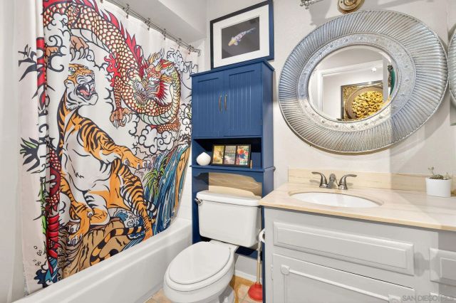 4800 Williamsburg LN 228, La Mesa, CA 91942