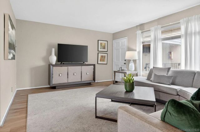 4800 Williamsburg LN 228, La Mesa, CA 91942