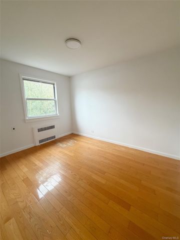 10-25 115th Street, College Point, NY 11356