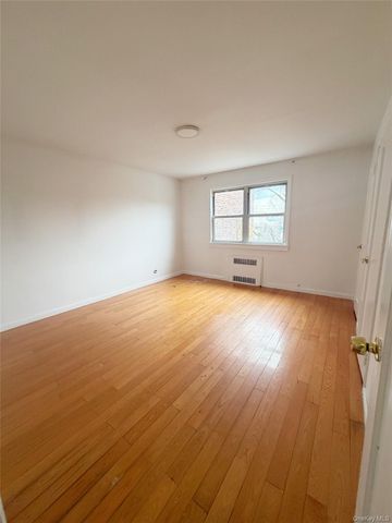 10-25 115th Street, College Point, NY 11356