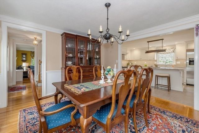27 Church Ln, Burlington, MA 01803