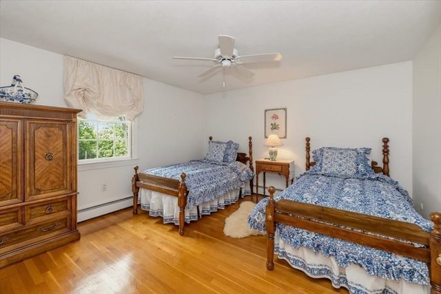27 Church Ln, Burlington, MA 01803