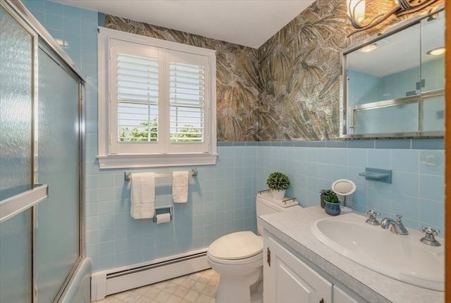 27 Church Ln, Burlington, MA 01803