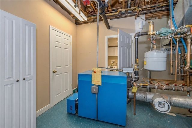 27 Church Ln, Burlington, MA 01803