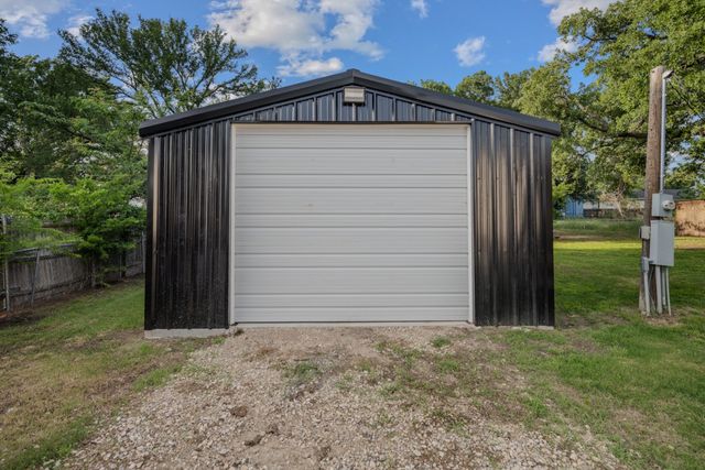 1216 Terry Drive, Willow Park, TX 76008