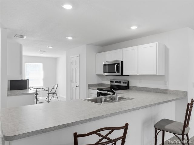 1269 W Galgano Street, Citrus Springs, FL 34434