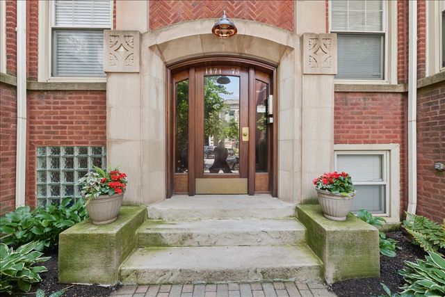 1473 W Foster Avenue 3, Chicago, IL 60640