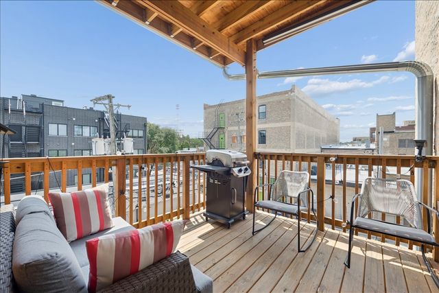 1473 W Foster Avenue 3, Chicago, IL 60640