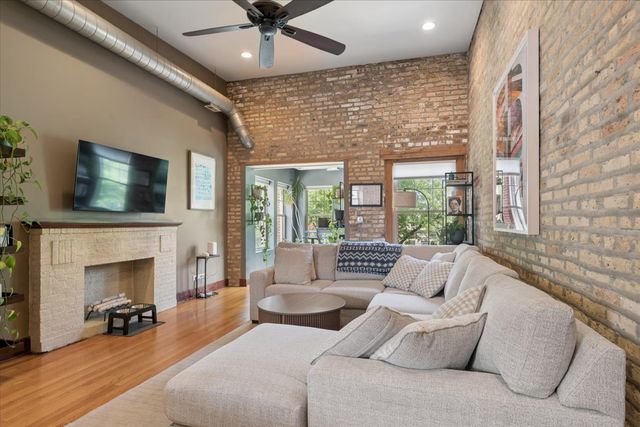 1473 W Foster Avenue 3, Chicago, IL 60640