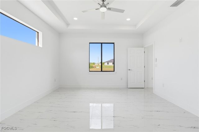 321 Peerless ST, Lehigh Acres, FL 33974