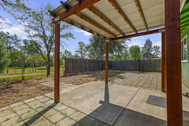 3329 Yokum Road, Cottonwood, CA 96022