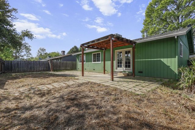 3329 Yokum Road, Cottonwood, CA 96022