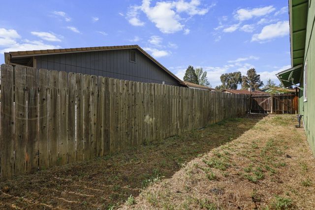 3329 Yokum Road, Cottonwood, CA 96022