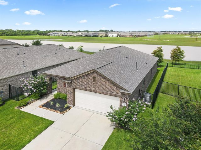 2223 Islawild Way, Texas City, TX 77568