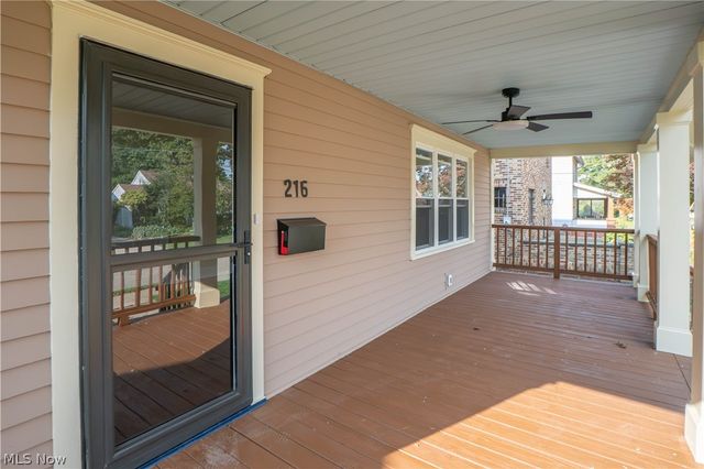 216 6th Street NE, North Canton, OH 44720