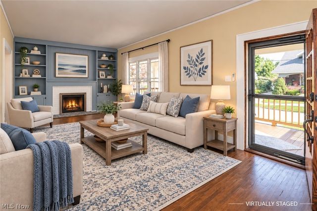 216 6th Street NE, North Canton, OH 44720