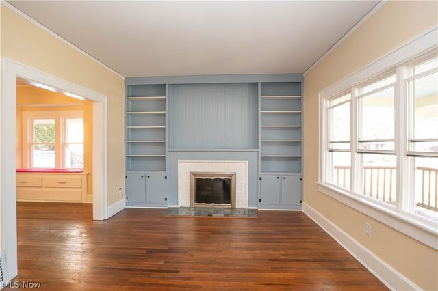 216 6th Street NE, North Canton, OH 44720