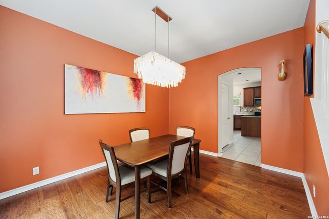 951 Persian, San Antonio, TX 78260