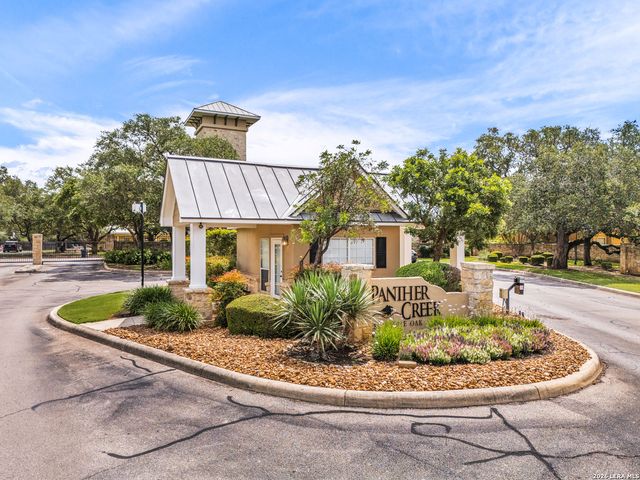 951 Persian, San Antonio, TX 78260